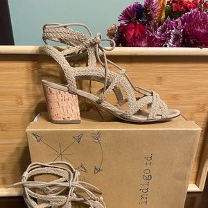 Block heel natural light color